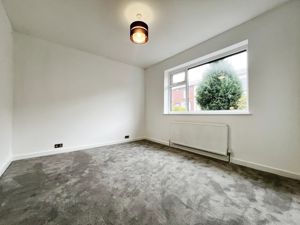 Bedroom- click for photo gallery